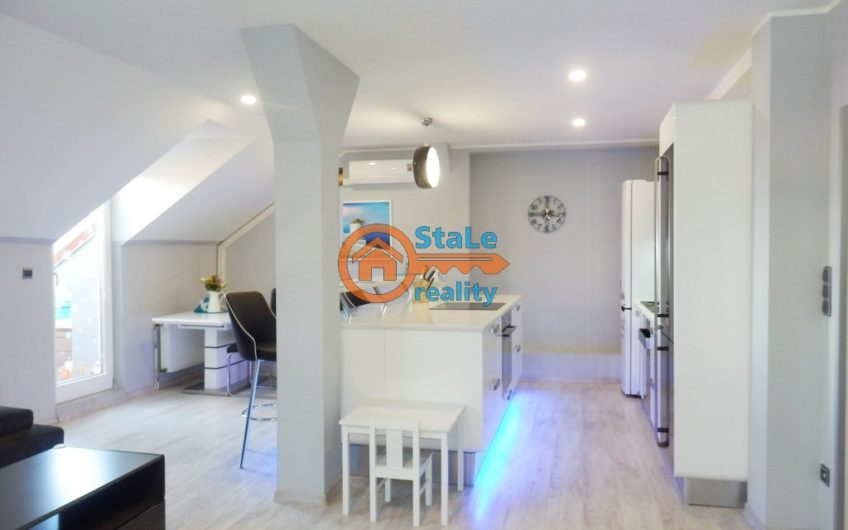 Prodej měšťanského domu  272 m2