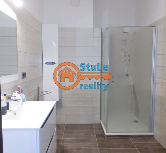 Prodej měšťanského domu  272 m2