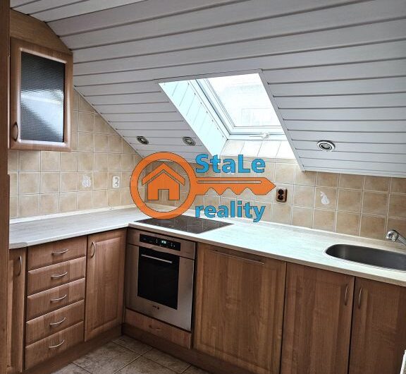 Prodej bytu 3+1 v osobním vlastnictví v cihlovém domě 72 m2