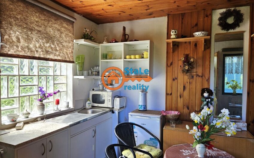 Prodej zděné, podsklepené chaty se zahradou 371 m2