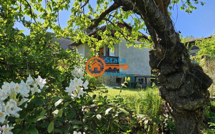 Prodej zděné, podsklepené chaty se zahradou 371 m2