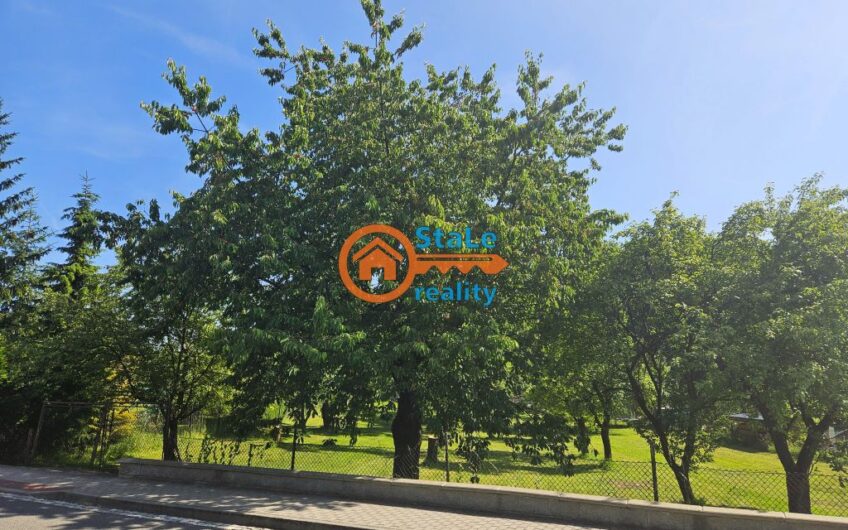 Prodej stavebního pozemku se stavbou s č.e. a sítěmi o celkové rozloze 2.582 m2