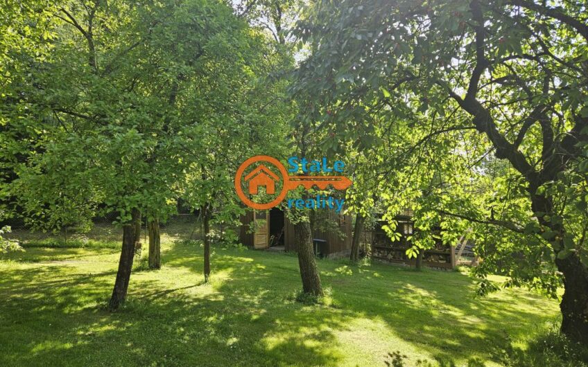 Prodej stavebního pozemku se stavbou s č.e. a sítěmi o celkové rozloze 2.582 m2