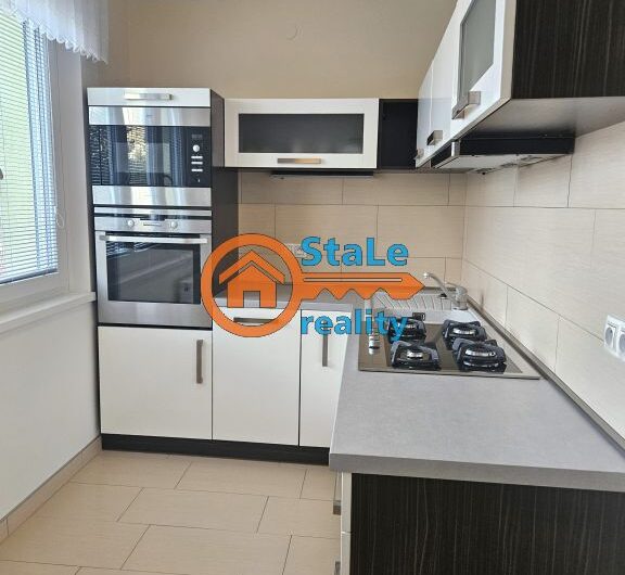 Prodej bytu 2+1 s lodžií a vybavením po kompletní rekonstrukci 60 m2