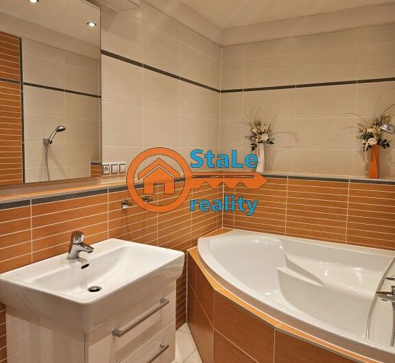 Prodej bytu 2+1 s lodžií a vybavením po kompletní rekonstrukci 60 m2