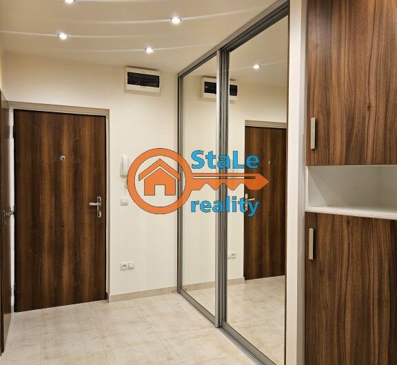 Prodej bytu 2+1 s lodžií a vybavením po kompletní rekonstrukci 60 m2