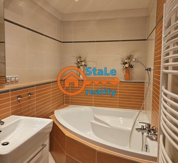 Prodej bytu 2+1 s lodžií a vybavením po kompletní rekonstrukci 60 m2