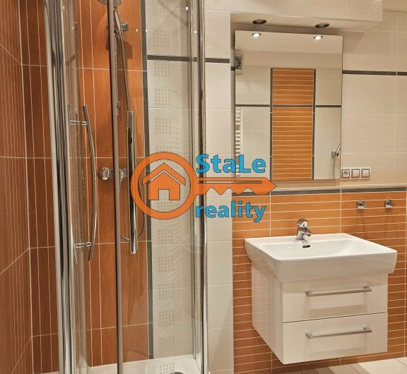 Prodej bytu 2+1 s lodžií a vybavením po kompletní rekonstrukci 60 m2