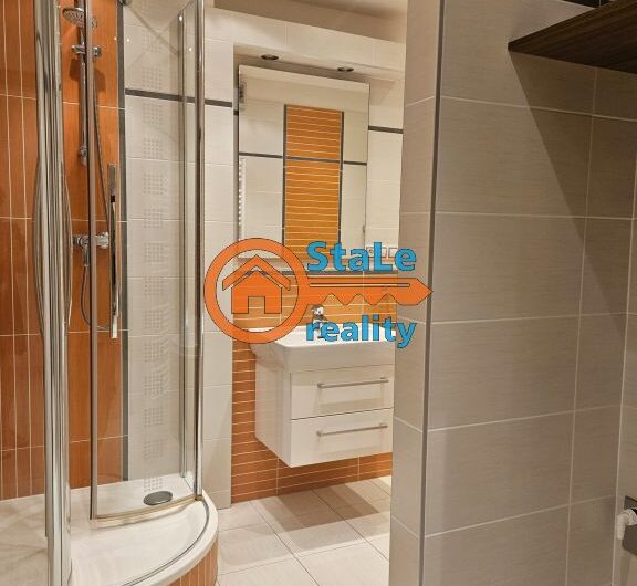 Prodej bytu 2+1 s lodžií a vybavením po kompletní rekonstrukci 60 m2