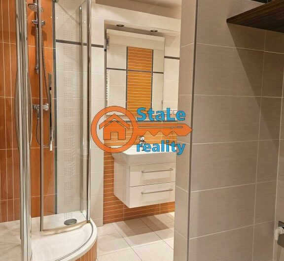 Prodej bytu 2+1 s lodžií a vybavením po kompletní rekonstrukci 60 m2