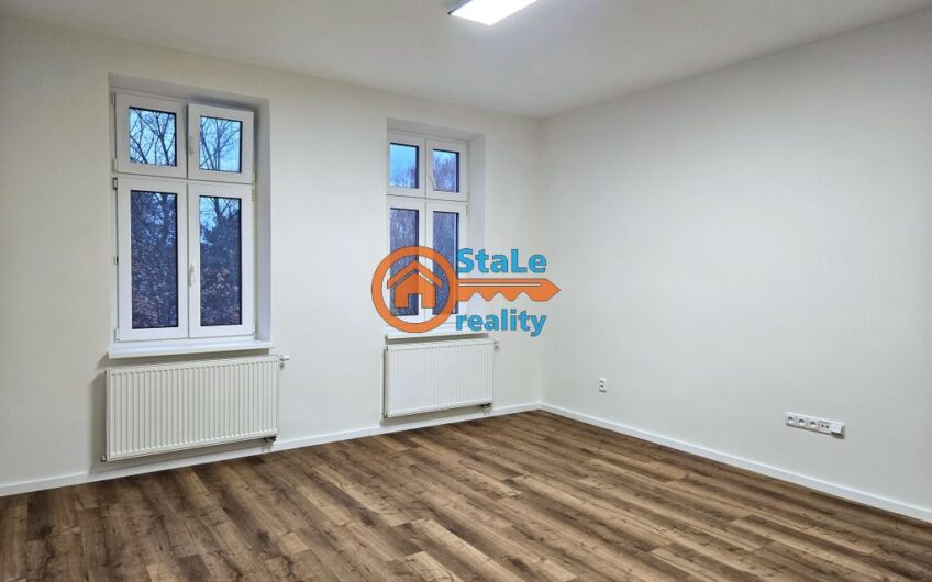 Prodej nadstandardního bytu 3+1 po kompletní rekonstrukci v cihlovém domě 91 m2 se zahrádkou