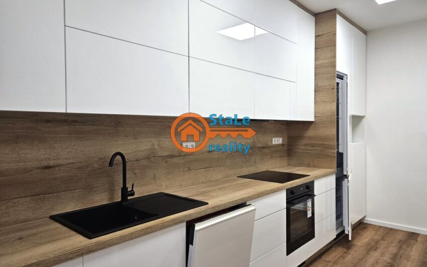 Prodej nadstandardního bytu 3+1 po kompletní rekonstrukci v cihlovém domě 91 m2 se zahrádkou