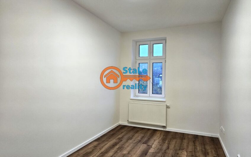 Prodej nadstandardního bytu 3+1 po kompletní rekonstrukci v cihlovém domě 91 m2 se zahrádkou