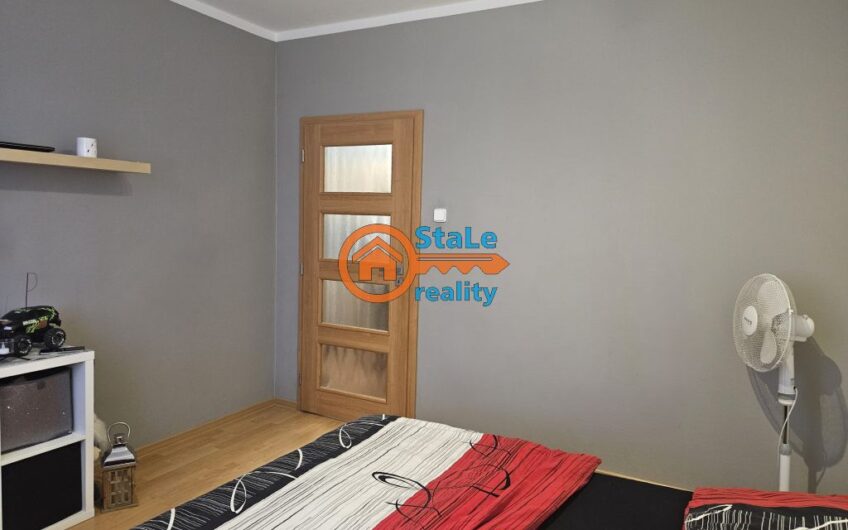 Prodej bytu 4+1 se zasklenou lodžií v osobním vlastnictví  80 m2