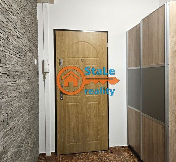 Prodej bytu 4+1 se zasklenou lodžií v osobním vlastnictví  80 m2