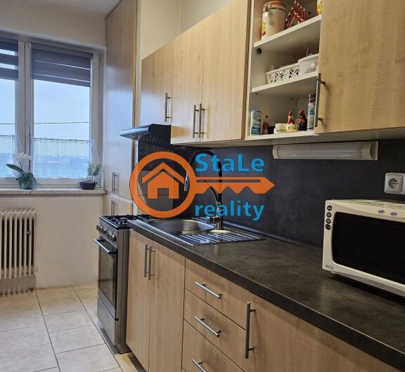 Prodej bytu 3+1 s lodžií v os.vlastnictví v cihlovém domě 78 m2