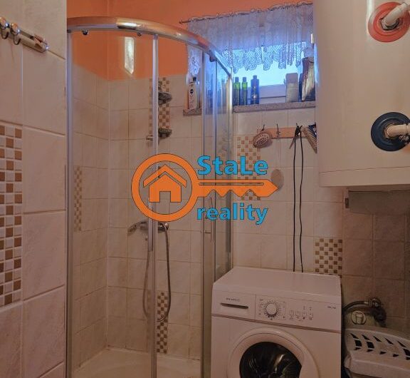 Prodej bytu 3+1 s lodžií v os.vlastnictví v cihlovém domě 78 m2